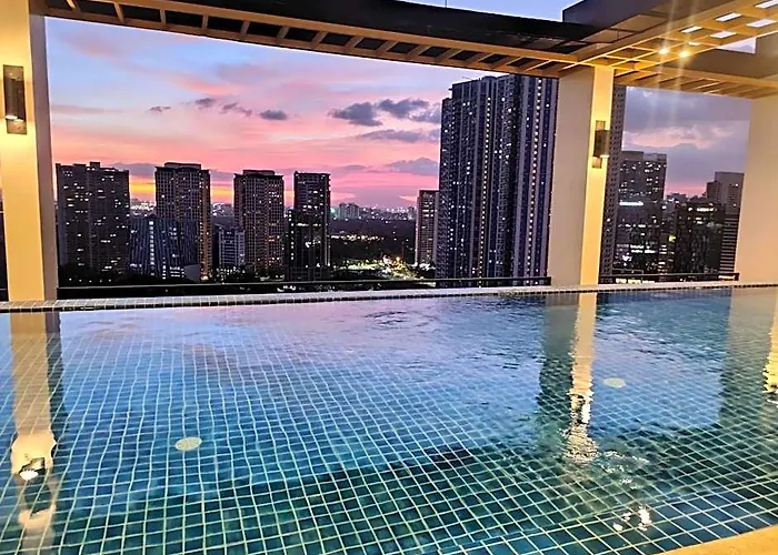 Capital O 804 The Residences At Bonifacio Civic Center Hotel 2*