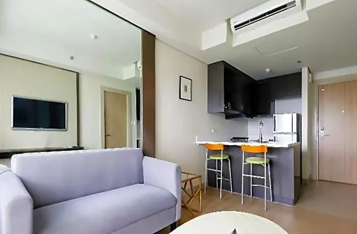 Capital O 804 The Residences At Bonifacio Civic Center Hotel 2*