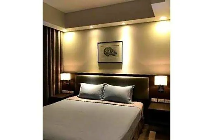 Capital O 804 The Residences At Bonifacio Civic Center Hotel Manila