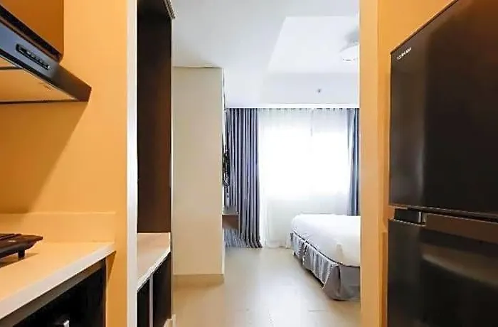 Capital O 804 The Residences At Bonifacio Civic Center 2*