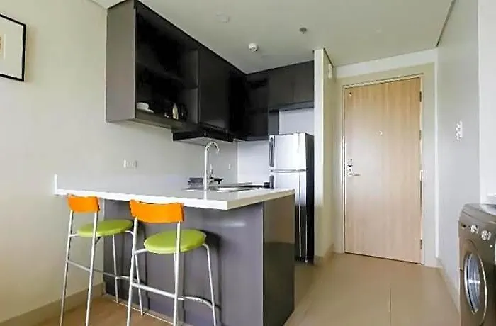 Hotel Capital O 804 The Residences At Bonifacio Civic Center 2*