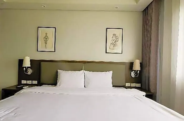 Hotel Capital O 804 The Residences At Bonifacio Civic Center 2*